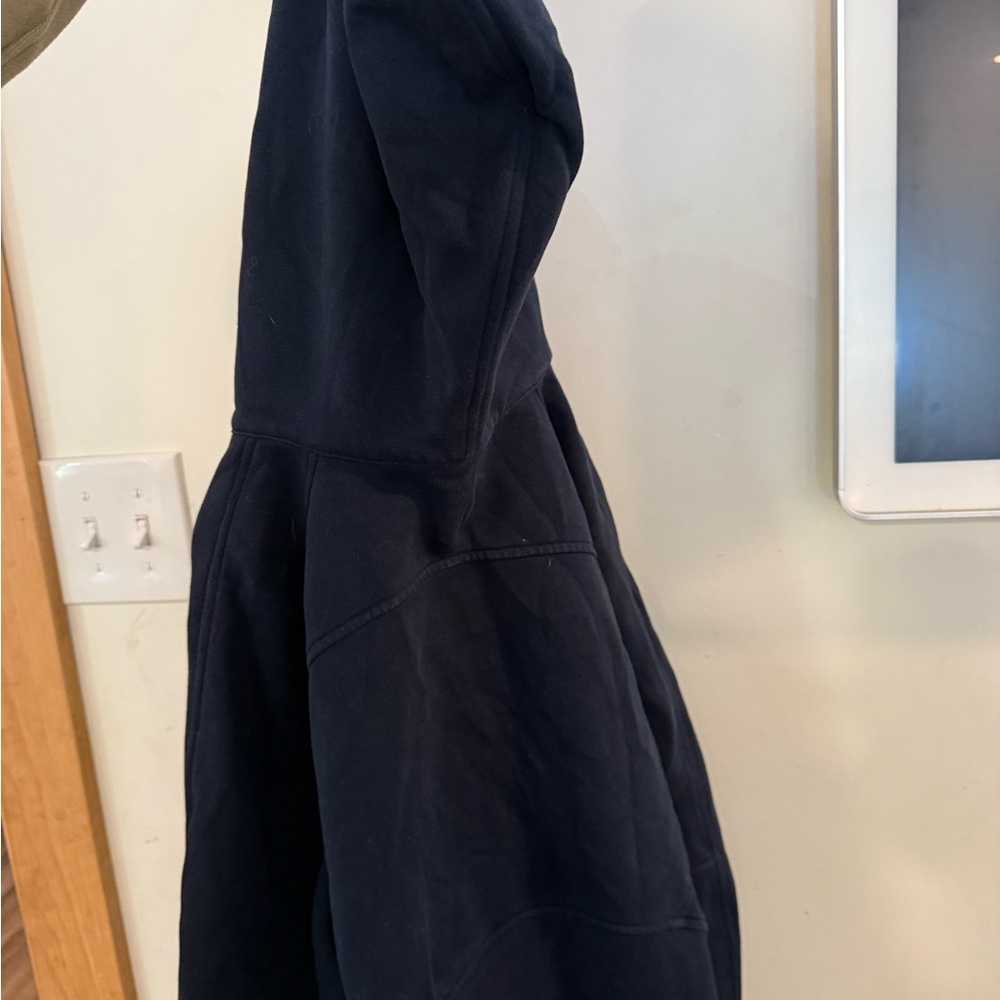 lululemon athletica Navy Blue Women's Sweater - Picture 4 of 6